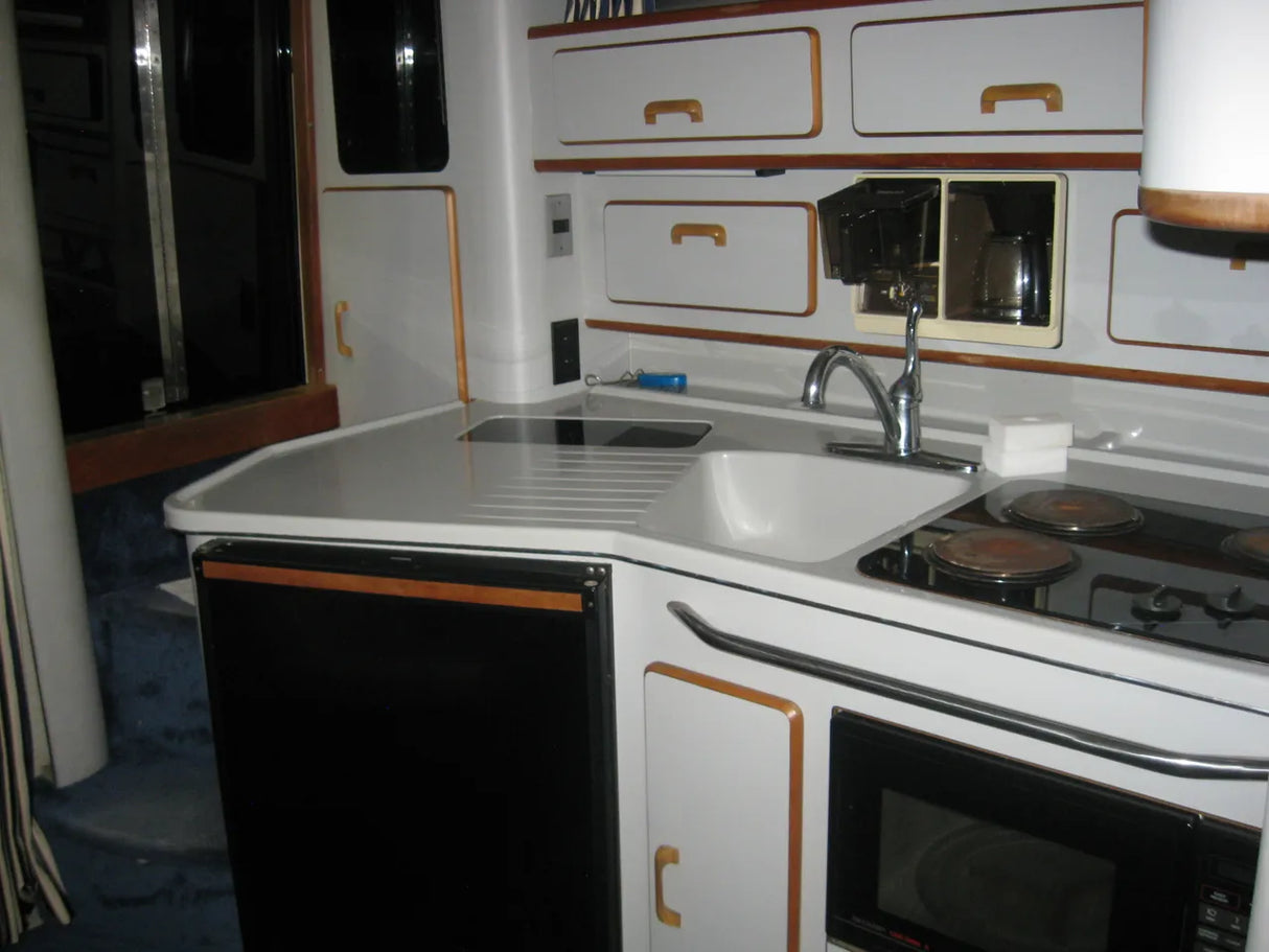 1990 Sea Ray 350 Sundancer 39.417 feet, Grand Island, New York #51