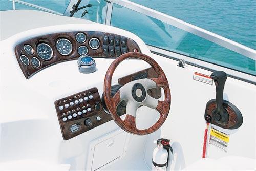 2003 Crownline 242 CR
