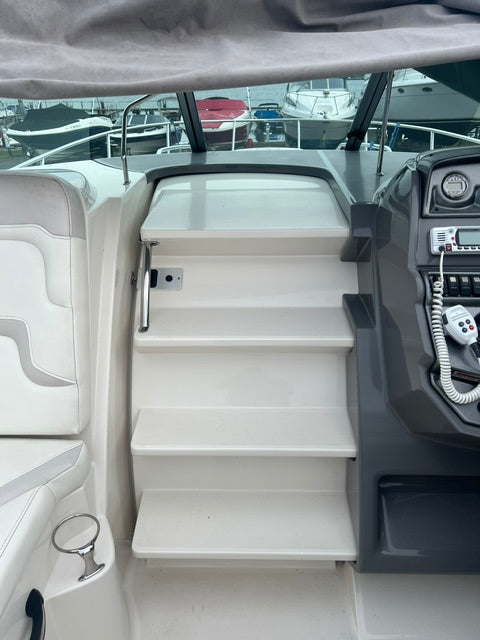 2010 Monterey 260 SCR