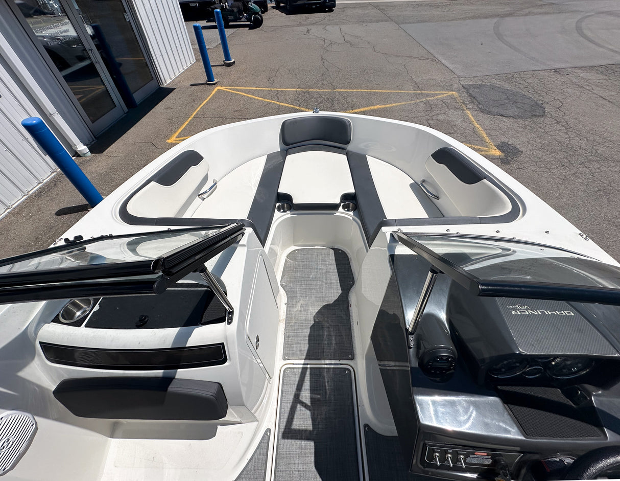 2020 Bayliner VR5