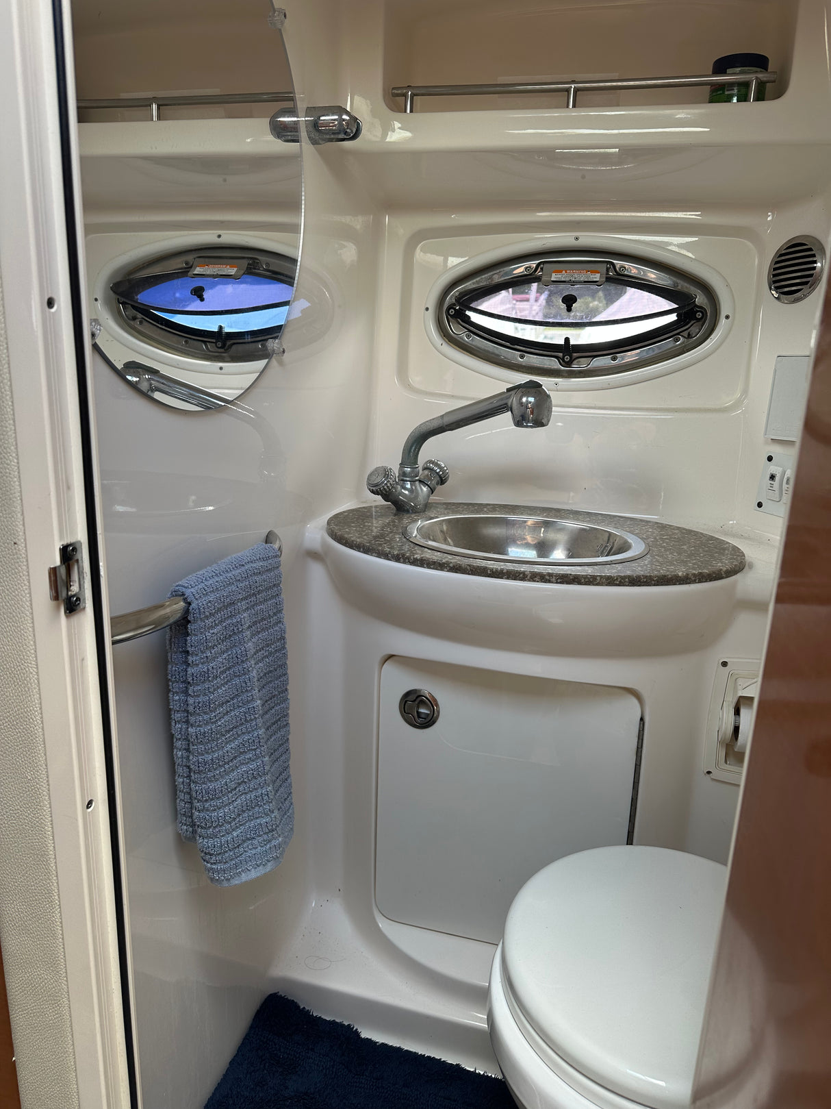 2010 Chaparral Signature 270