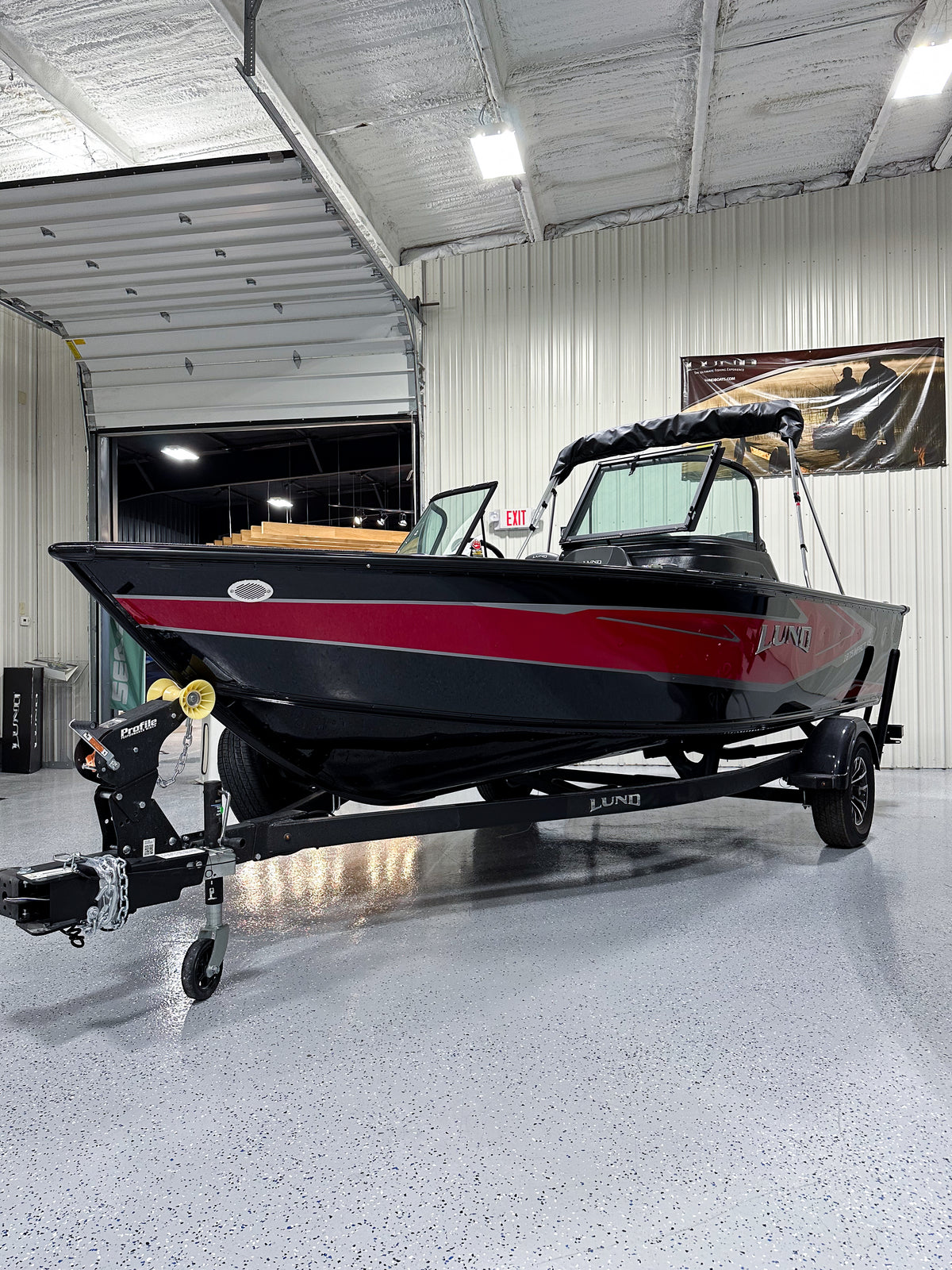 2027 Lund 1875 Impact XS
