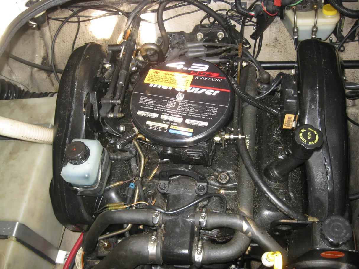 1998 Regal 2760 Commodore 27.0 feet #31