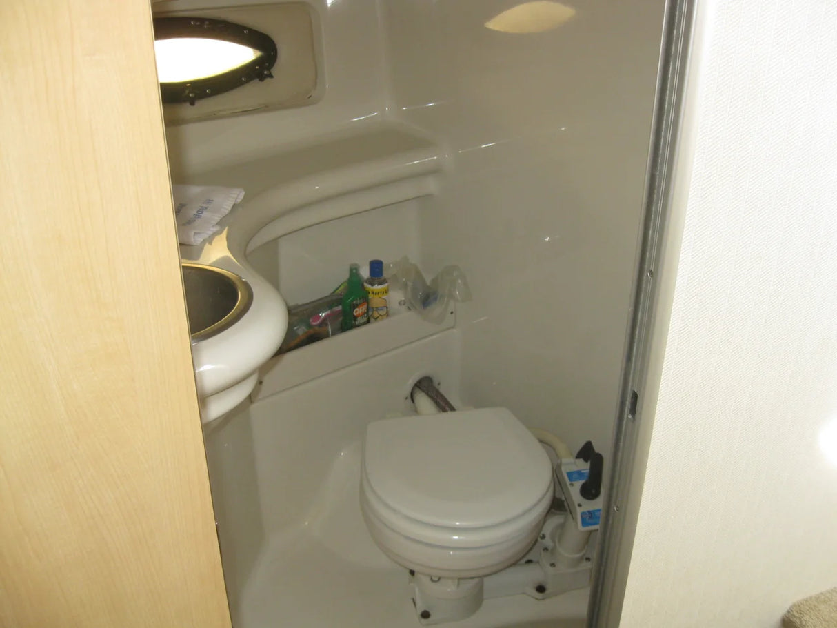 1998 Regal 2760 Commodore 27.0 feet #28