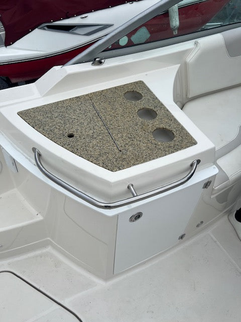 2010 Monterey 260 SCR