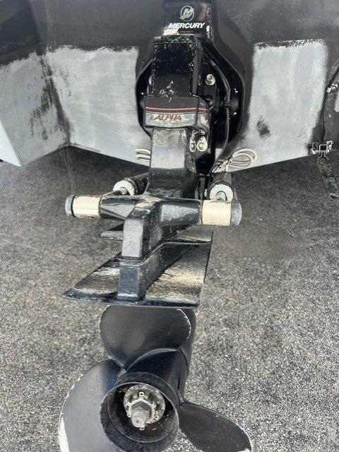 2019 Monterey M-22