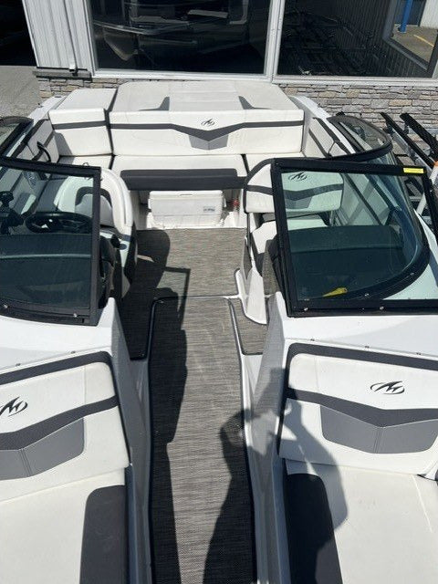 2019 Monterey M-22