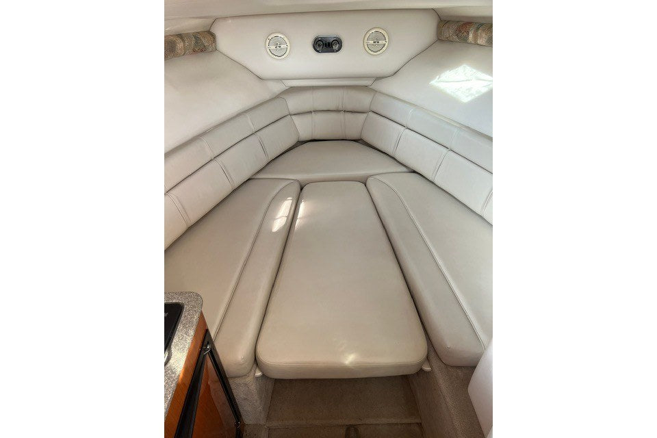 2003 Crownline 242 CR