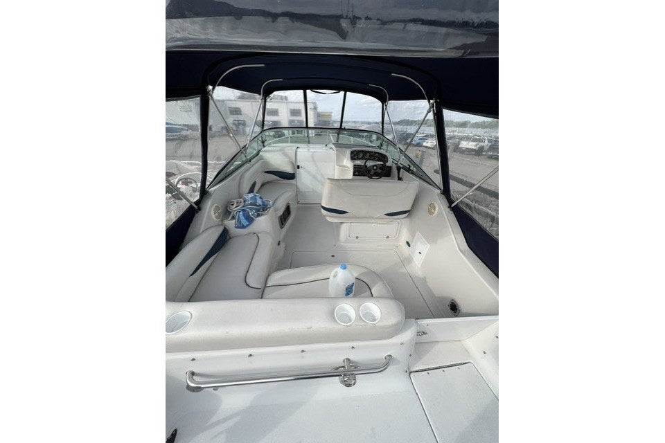 2003 Crownline 242 CR