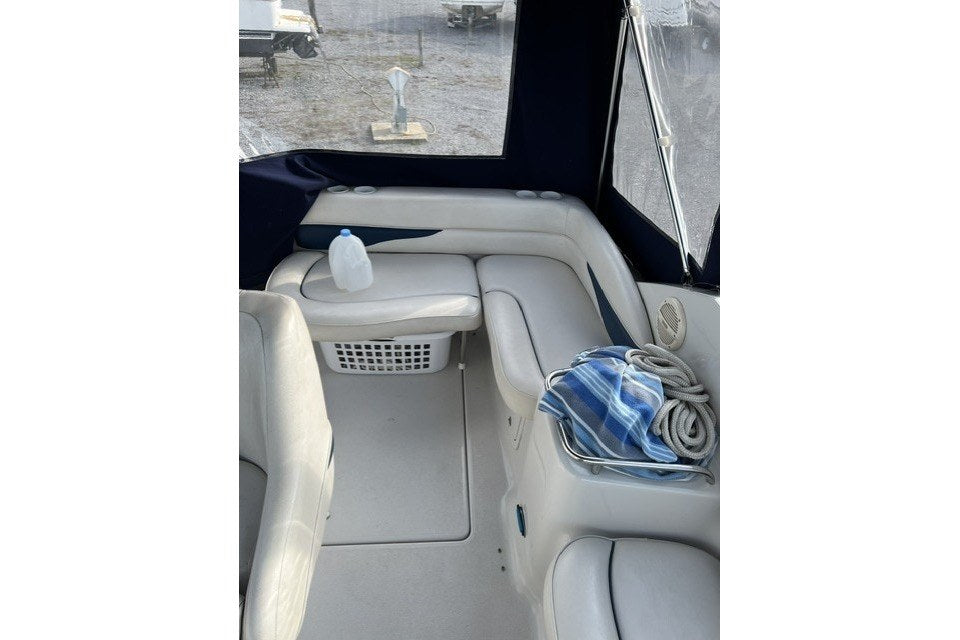 2003 Crownline 242 CR
