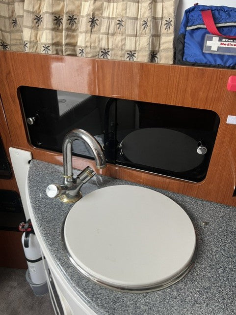 2004 Ebbtide Mystique 2500