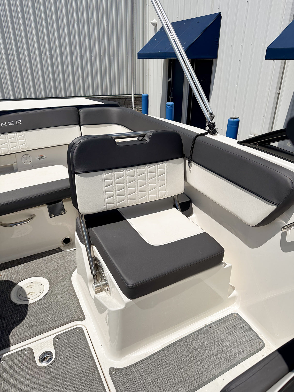 2020 Bayliner VR5