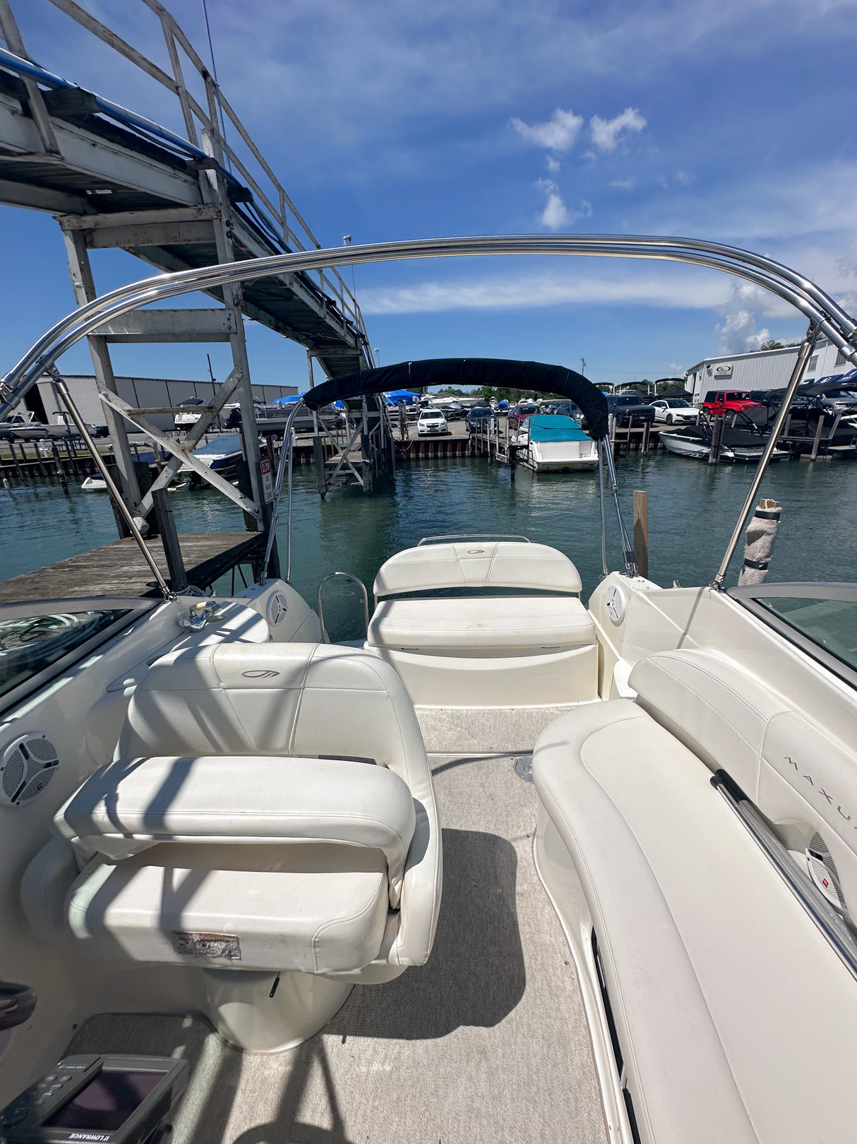 2008 MAXUM 2500SE: Amazing cruiser ready for the weekend!!
