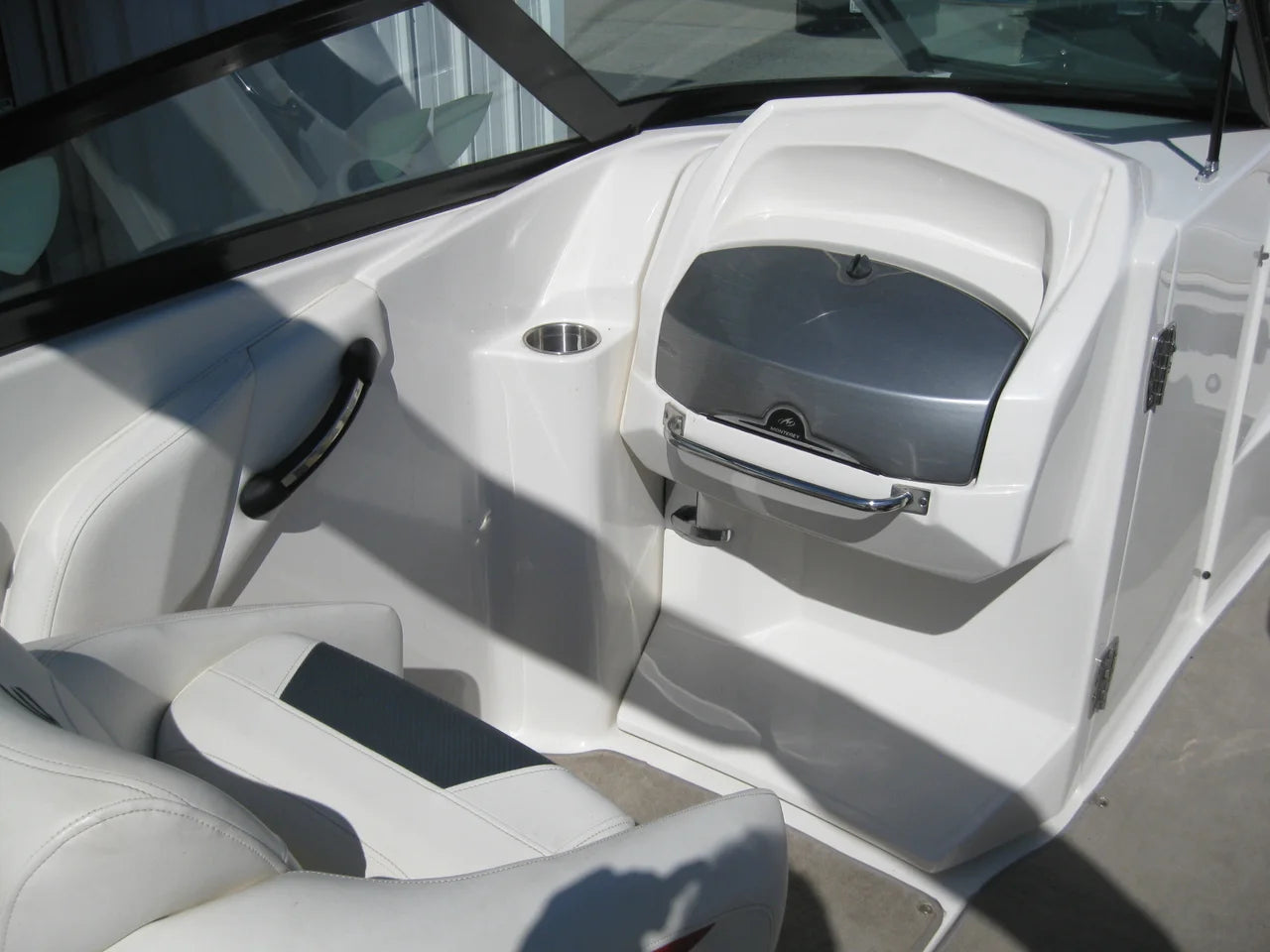 2014 Monterey M3 23.833 feet, Grand Island, New York #23