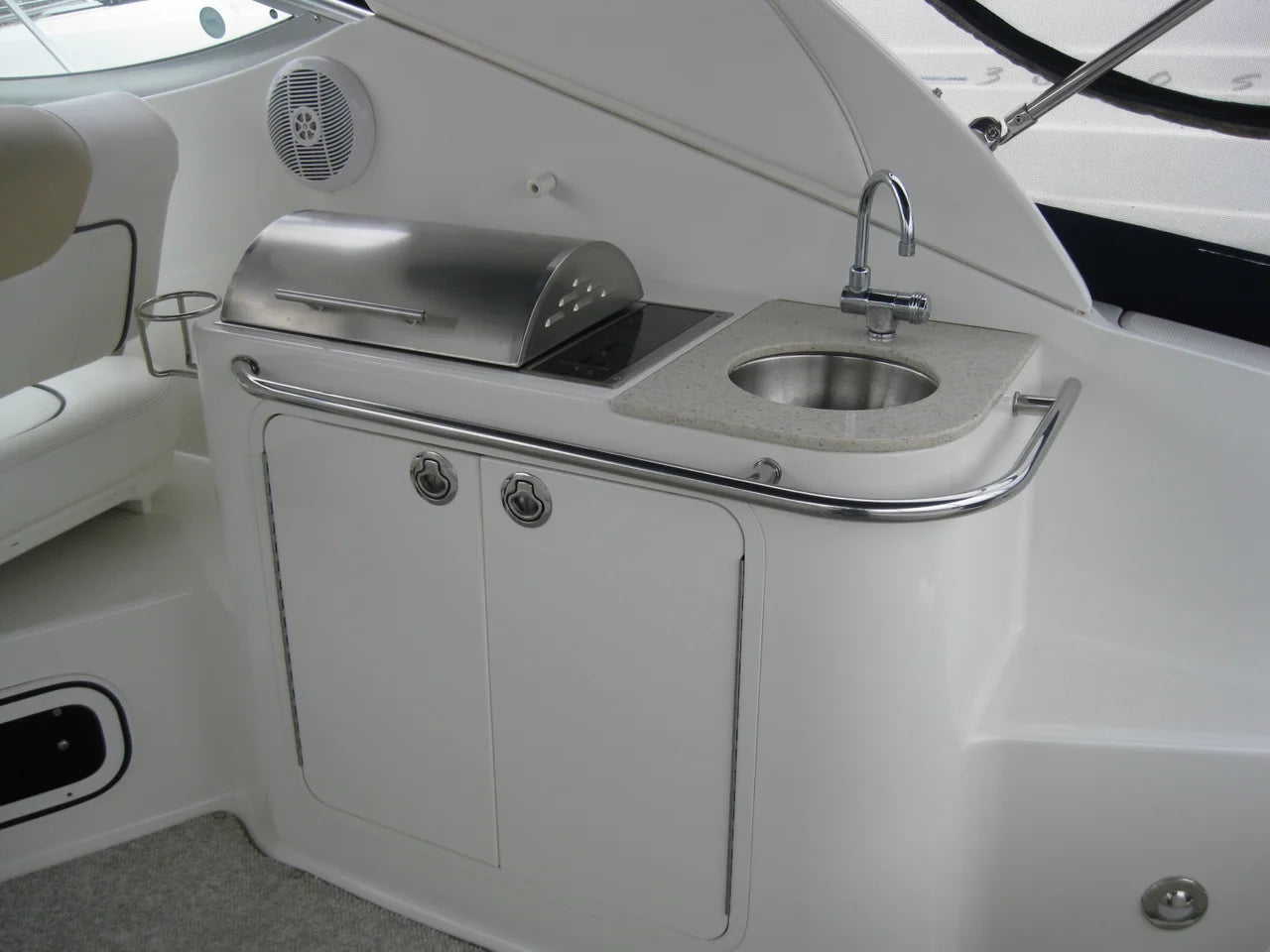 2009 Sea Ray 270 Sundancer 28.667 feet, Grand Island, New York #12
