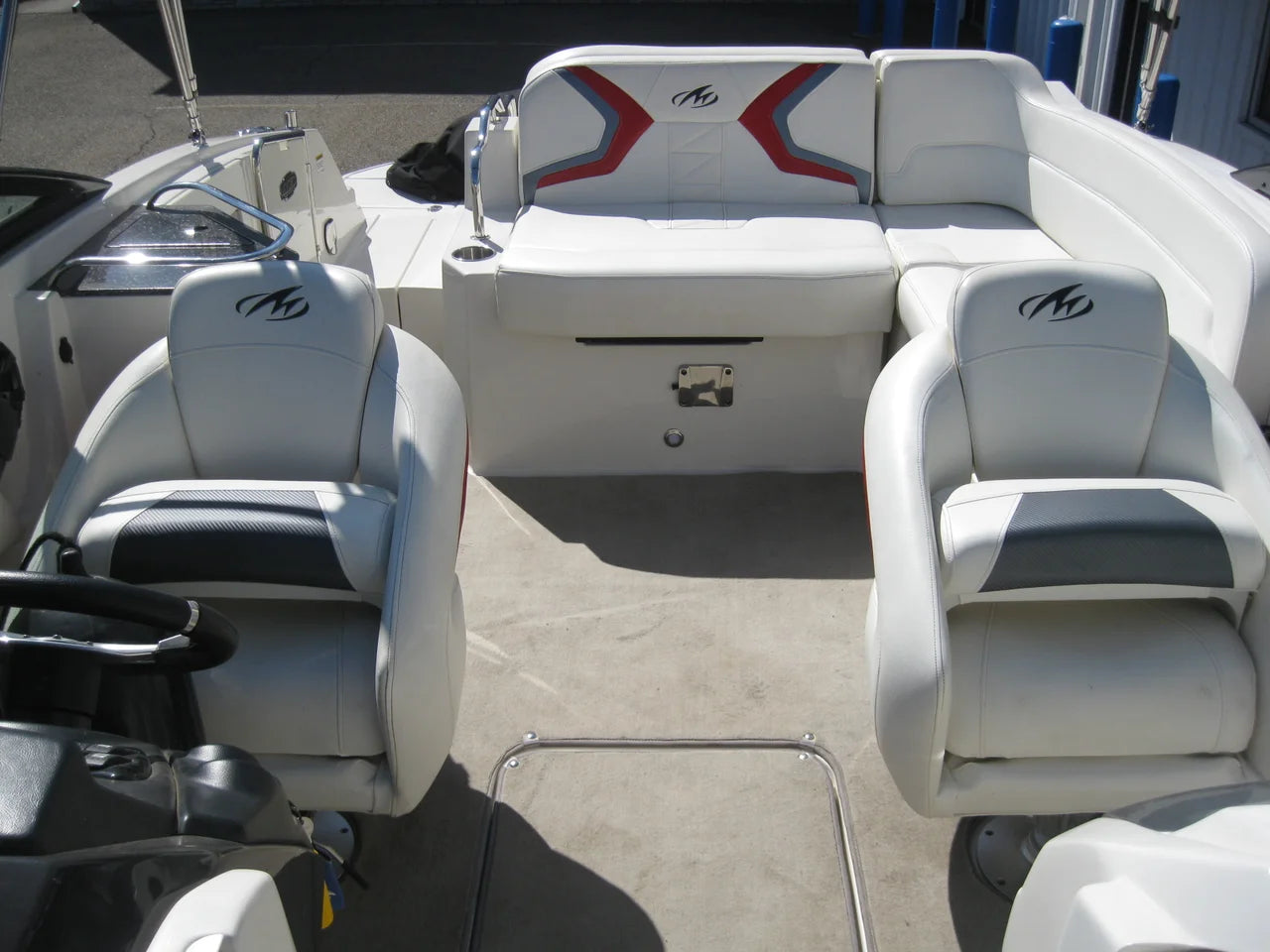 2014 Monterey M3 23.833 feet, Grand Island, New York #28