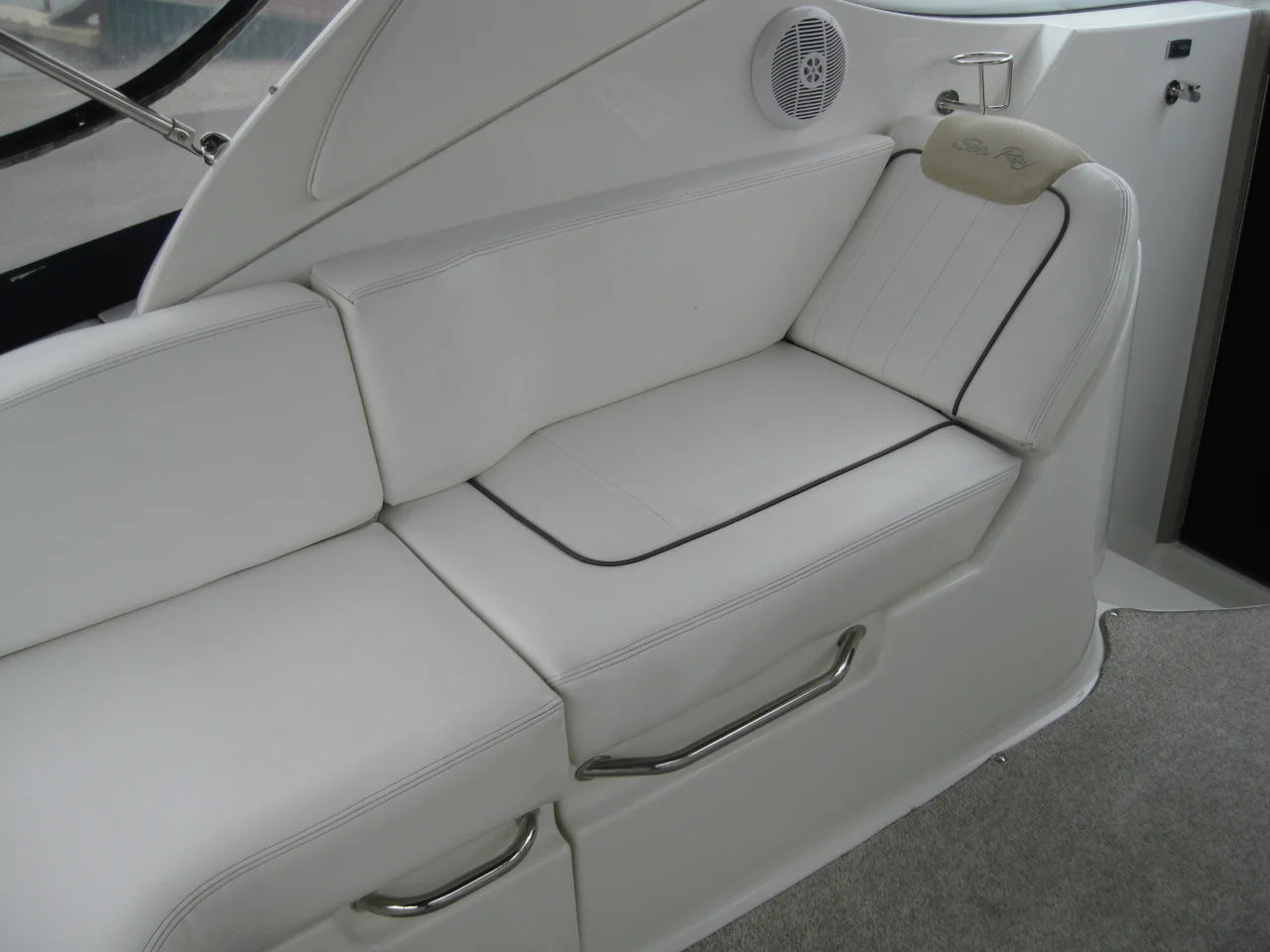 2009 Sea Ray 270 Sundancer 28.667 feet, Grand Island, New York #11