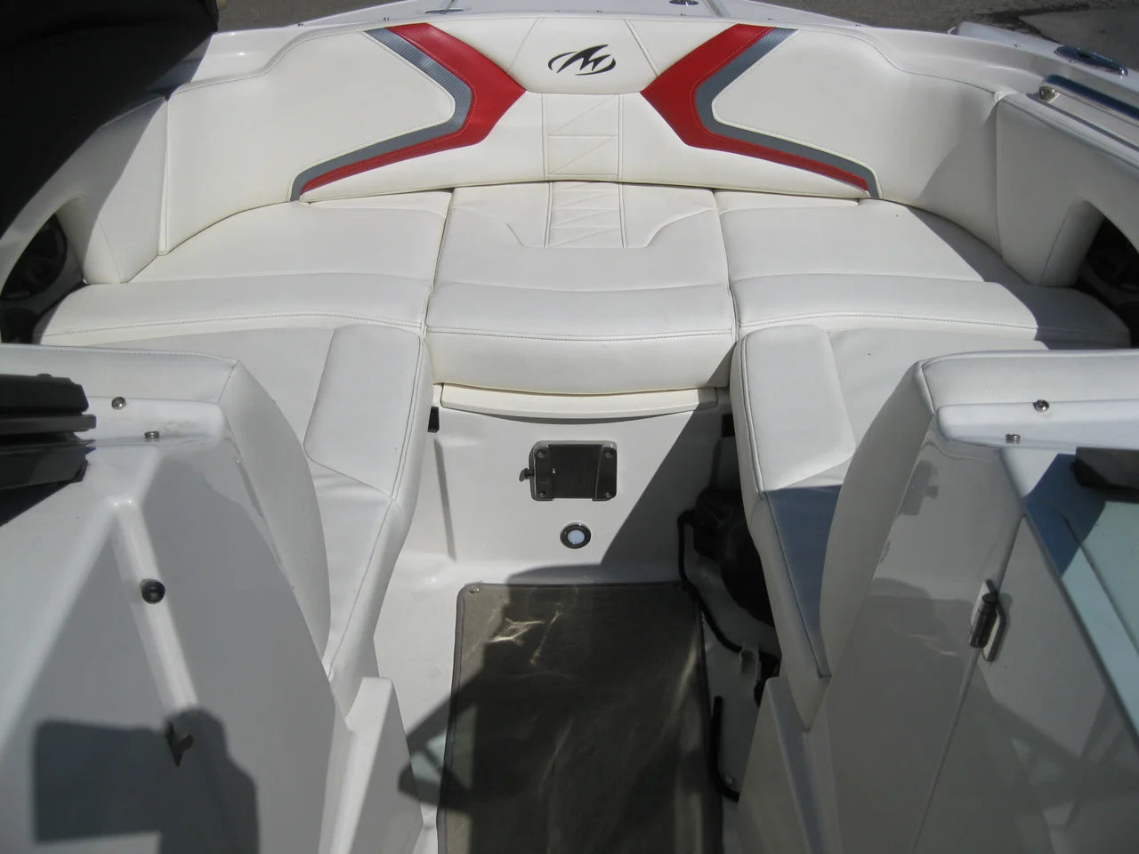 2014 Monterey M3 23.833 feet, Grand Island, New York #25