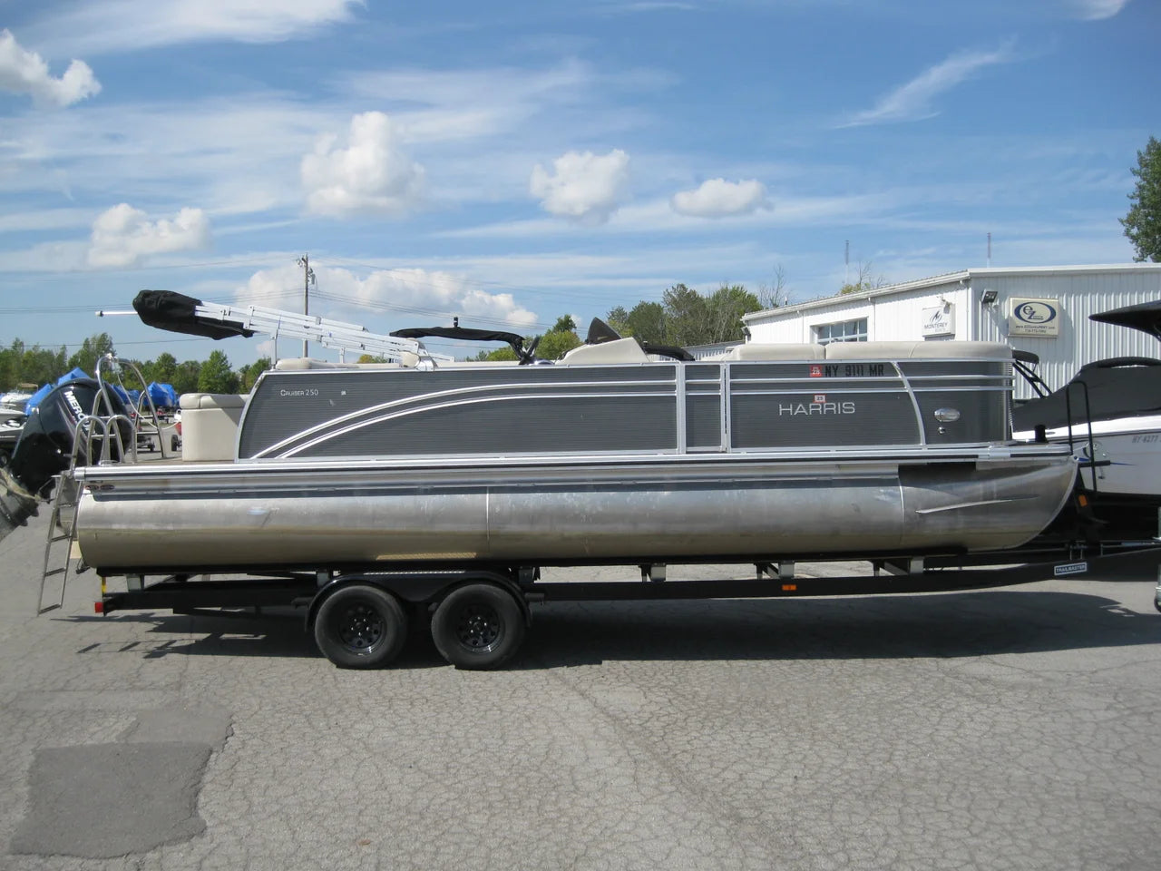 2019 Harris 250 Cruiser SL Tri-Toon 25.0 feet, Grand Island, New York #1