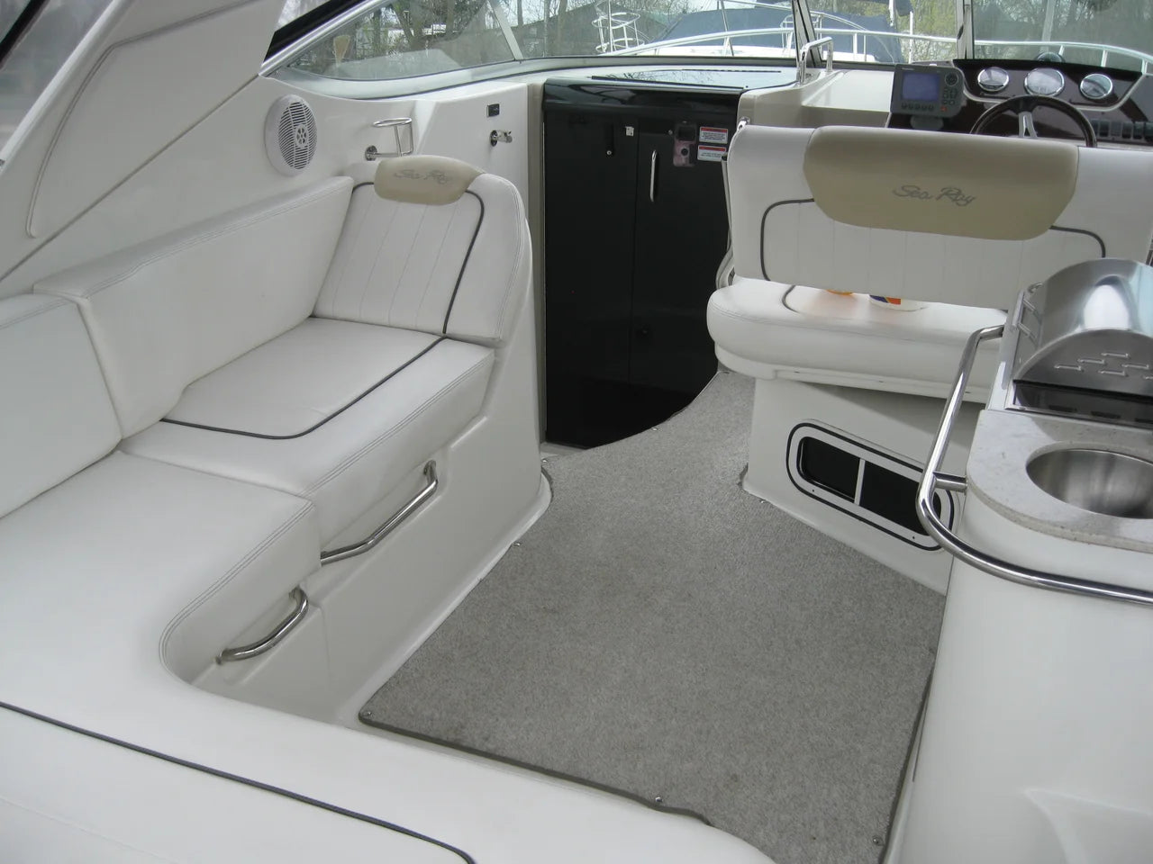 2009 Sea Ray 270 Sundancer 28.667 feet, Grand Island, New York #9