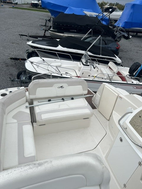2010 Monterey 260 SCR