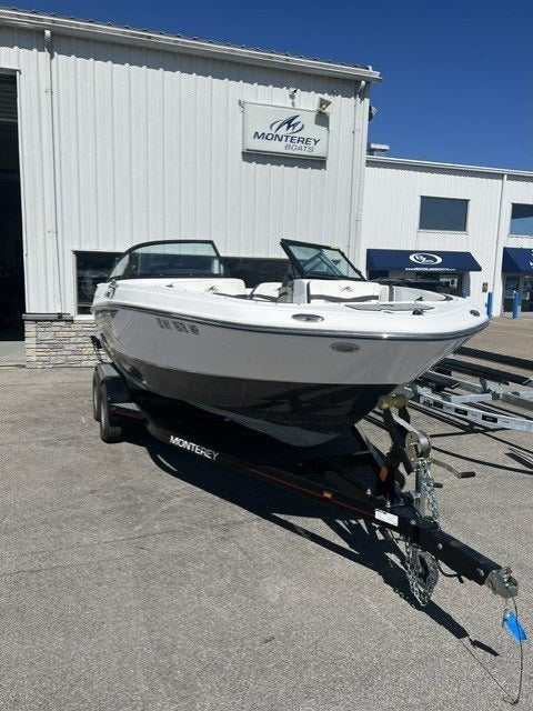 2019 Monterey M-22